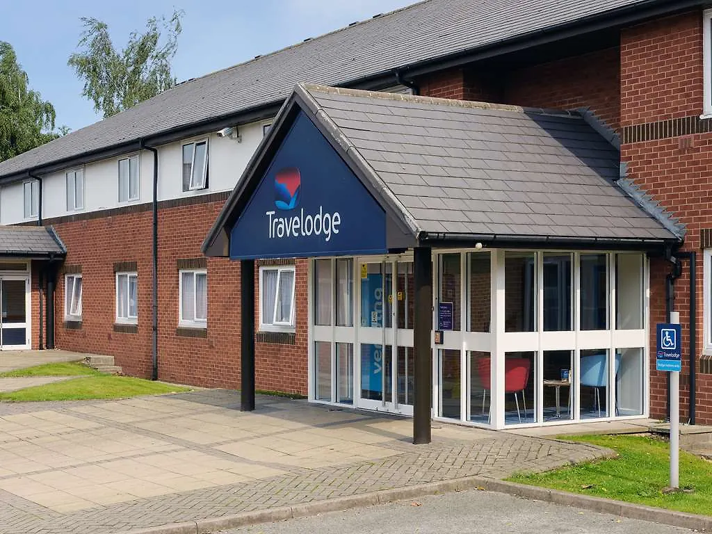 Travelodge Sheffield Richmond 3*,